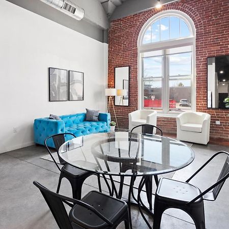 Frontdesk Historic Kcy Flats With Rooftop Deck Kansas City Exterior photo